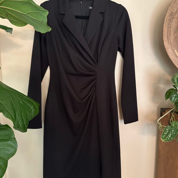 DKNY Black Long Sleeve Dress with Timeless Elegance - Picture 1 of 9